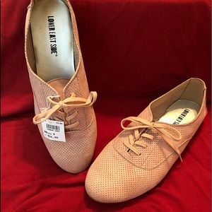 Women’s Lower East Side lace up shoes